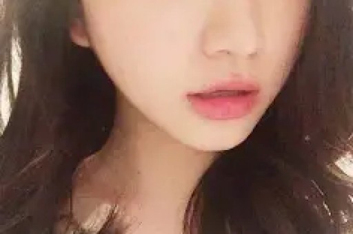 中秋晚会假唱风波：明星表演遭质疑观众失望满满